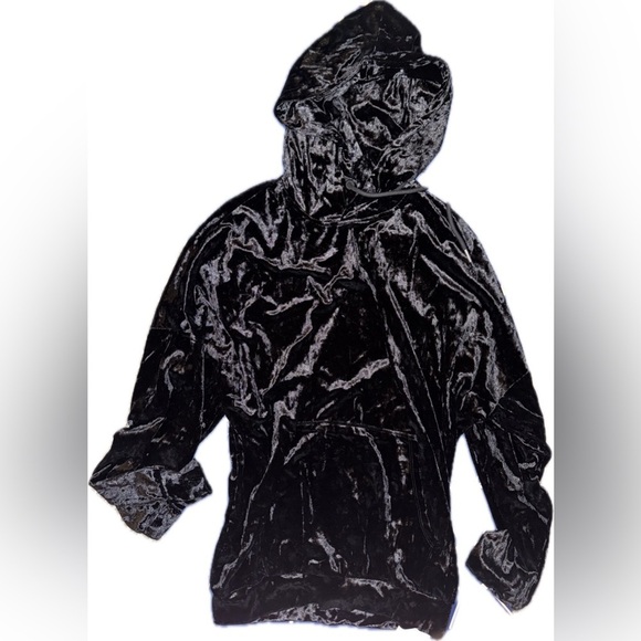 HALARA Tops - Halara relaxed fit velour/velvet hoodie small